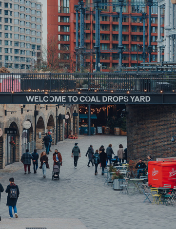 Shooping at King Cross 